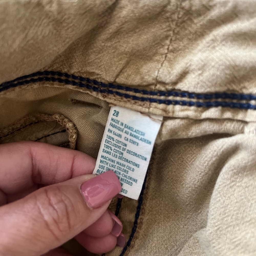 American Eagle cargo shorts